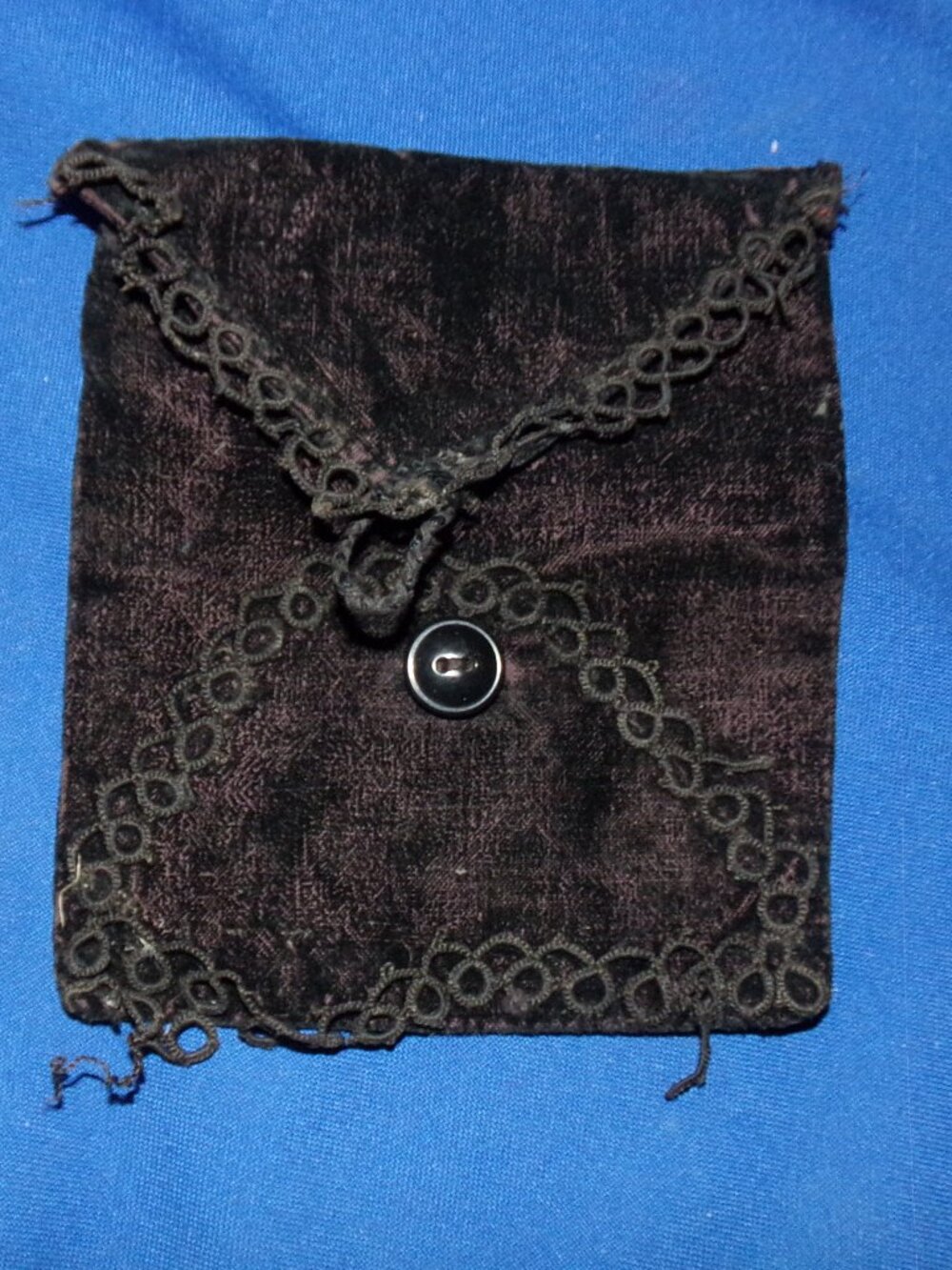 Vintage Hand Stitched (?) Black Velvet Pocket Purse W/ Thick Tatted Lace Trim